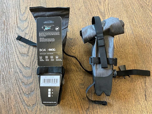 Evoc boa zadeltas - m (2x) - afbeelding 3 van  4