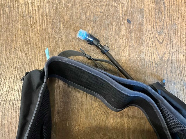 Evoc hip pack pro 3 heuptas met drinkzak - afbeelding 3 van  3