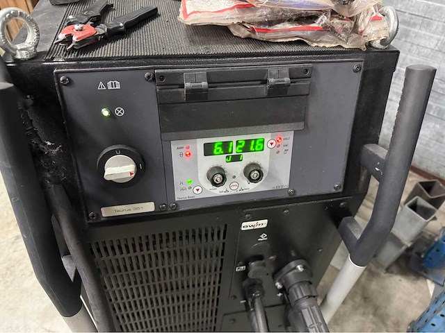 Ewm taurus 351 basic fkg mig lasapparaat - afbeelding 7 van  7