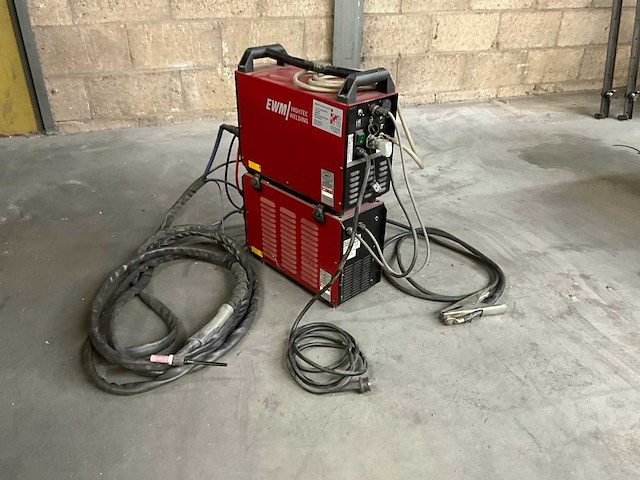 Ewm triton 220ac tig lasapparaat v.v. cool25 u31 koelmodule en voorraad laselektrode - afbeelding 6 van  12
