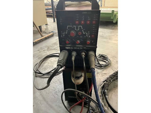 Ewm triton 220ac tig lasapparaat v.v. cool25 u31 koelmodule en voorraad laselektrode - afbeelding 12 van  12