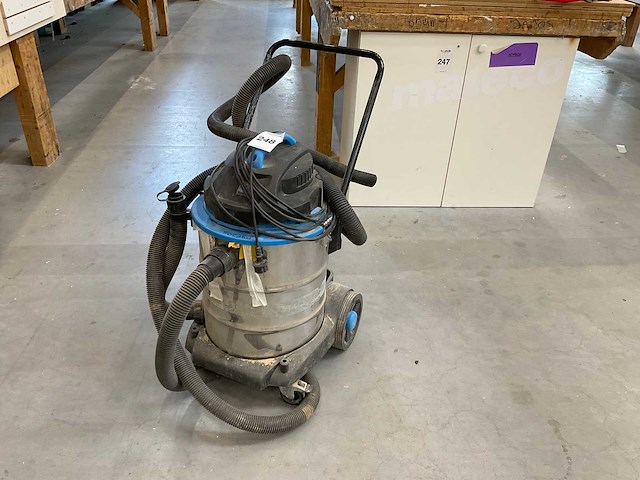Ewt aqua vac industriële stofzuiger - afbeelding 1 van  3