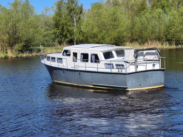 Ex directie - kruiser - motorjacht - afbeelding 3 van  30