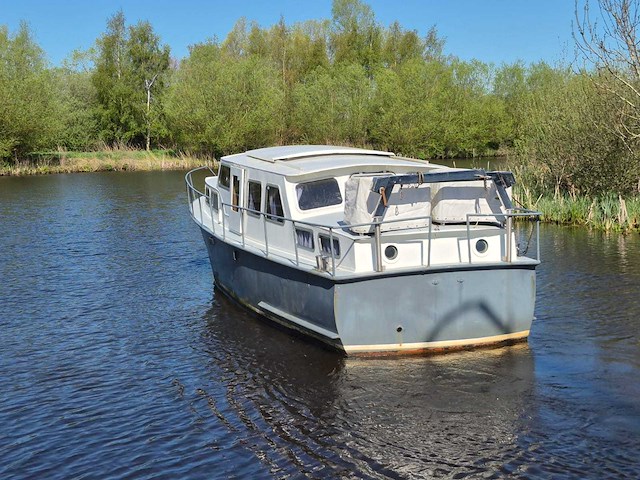 Ex directie - kruiser - motorjacht - afbeelding 30 van  30
