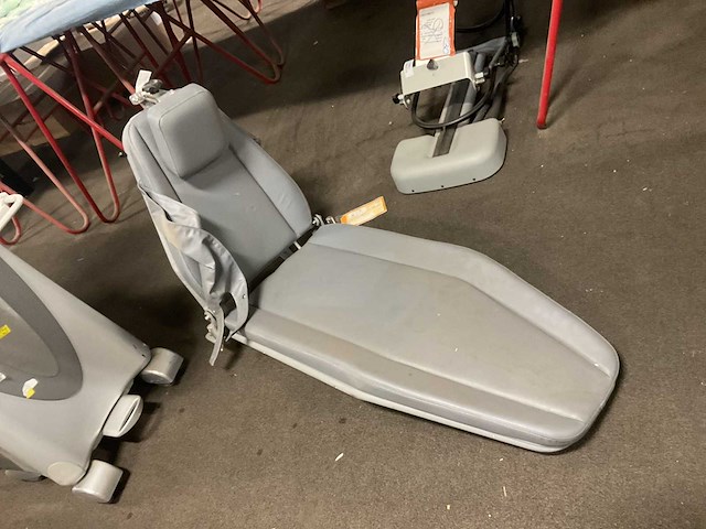 Examination chair - afbeelding 2 van  3