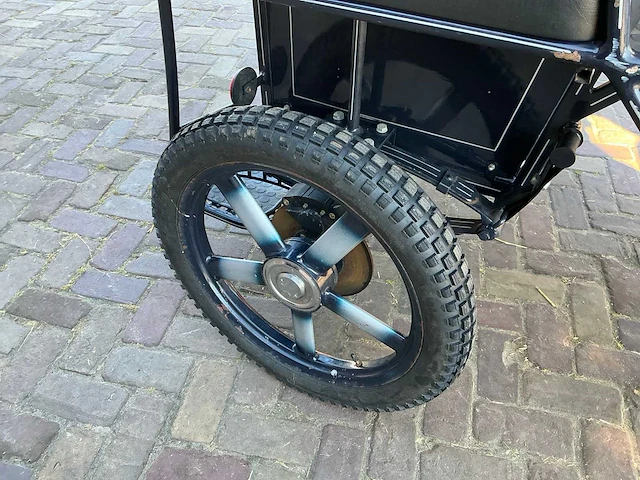 Excellent marathonwagen - afbeelding 9 van  11