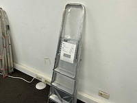 Excelsior aluminium huishoudtrap 4 treeds - afbeelding 1 van  4