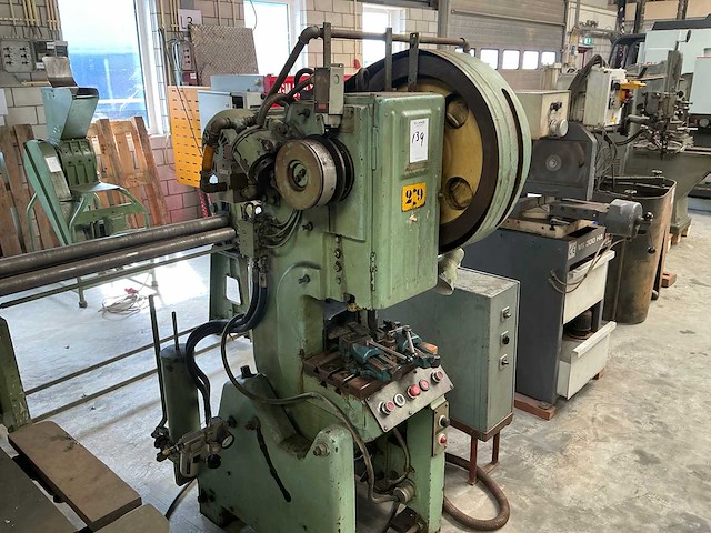 Excenterpers kantelbaar - afbeelding 2 van  9