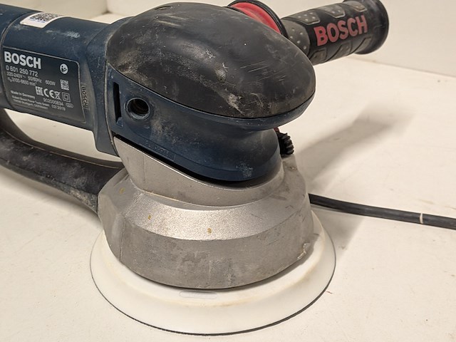 Excentrische schuurmachine - 150mm - 230v bosch, gex 150 turbo, bouwjaar 2019 - afbeelding 7 van  8