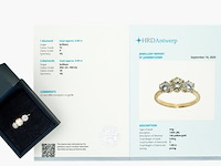 Exclusieve 14k geelgouden ring | natuurlijke diamanten | 1.80ct | (f–g, si1–vs2) | ( hrd gecertificeerd ), 3-stenen ring, 2025 - afbeelding 8 van  8