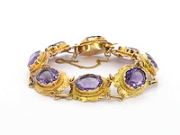 Exclusieve gouden armband met natuurlijke amethisten - afbeelding 1 van  4
