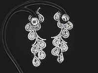 Exclusieve handgemaakte oorsieraden bezet met diamanten - afbeelding 7 van  8