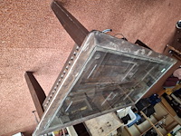Exclusieve salontafel met glasplaat decoratief, 136 x 76 x 51 cm - afbeelding 2 van  3