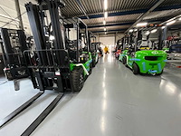 Exclusieve voorraad heftrucks, quads & gereedschappen