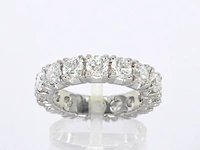 Exclusieve witgouden alliance ring met diamanten
