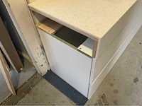 Exclusieve xxl design badmeubel blad en fronten van quartz composiet 280cm - afbeelding 13 van  16