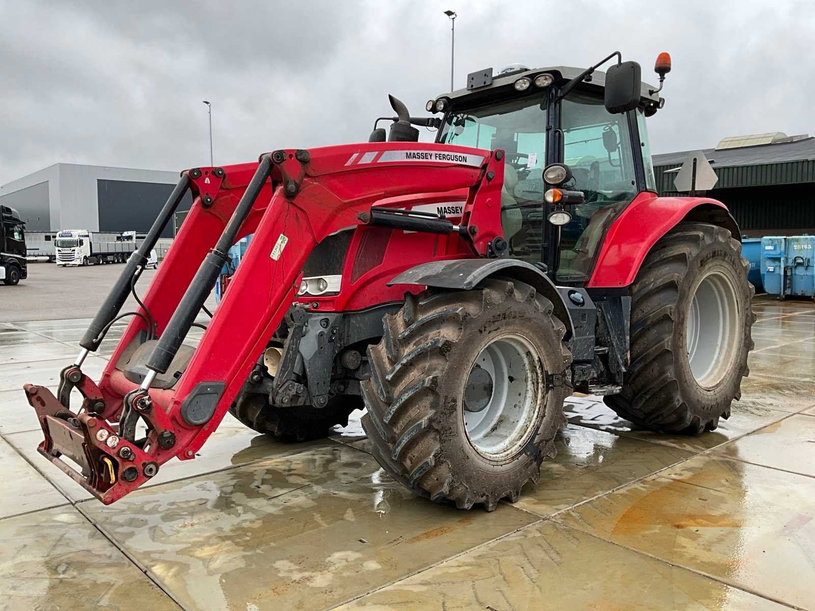 Executieveiling van massey ferguson tractoren