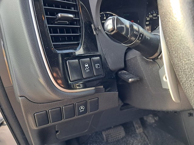 (executievoertuig) personenauto, mitsubishi, outlander, 2.0 intense+, 2014 - afbeelding 22 van  52