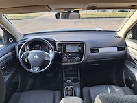 (executievoertuig) personenauto, mitsubishi, outlander, 2.0 intense+, 2014 - afbeelding 31 van  52