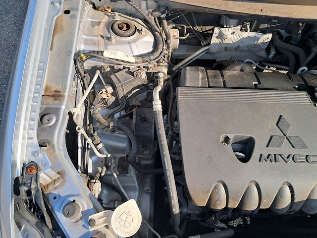 (executievoertuig) personenauto, mitsubishi, outlander, 2.0 intense+, 2014 - afbeelding 46 van  52