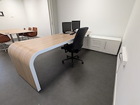 Executive bureau-opstelling - afbeelding 9 van  15
