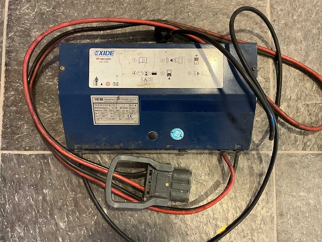 Exide - 24v 40a - battery chargers - afbeelding 1 van  2