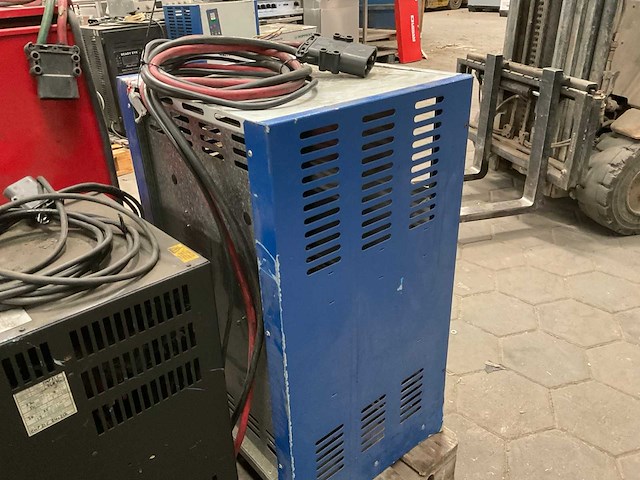 Exide 2100rp acculader - afbeelding 5 van  5