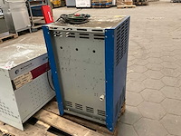 Exide cmp2100 acculader - afbeelding 1 van  5