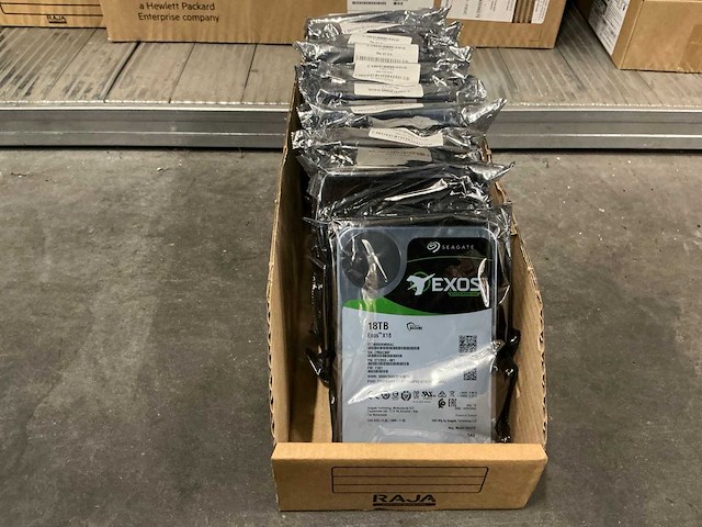 Exos x18 harde schijven 18tb (10x) - afbeelding 4 van  4
