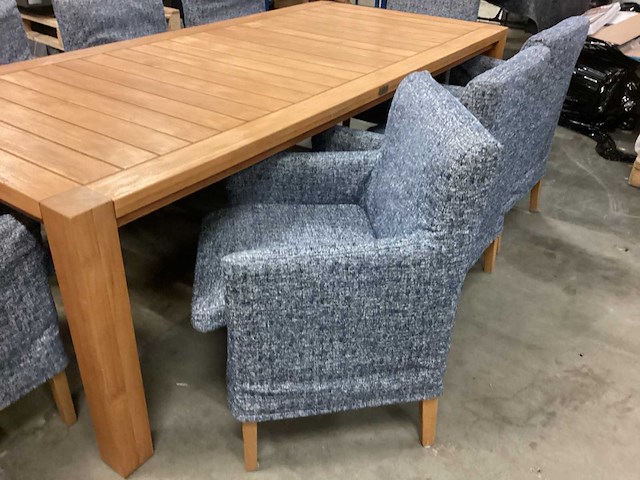 Exotan eetkamertafel met 8 stoelen - afbeelding 5 van  5