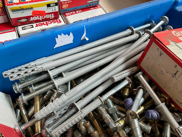 Expansiebouten en slotbouten - afbeelding 7 van  9