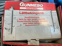 Expansiebouten en slotbouten - afbeelding 8 van  9