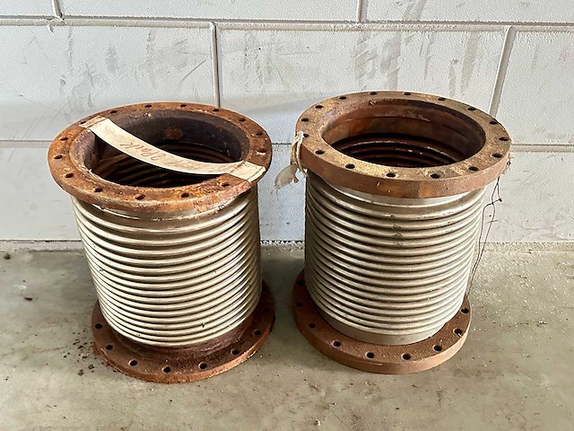 Expansiestuk met flenzen (2x) - afbeelding 1 van  2