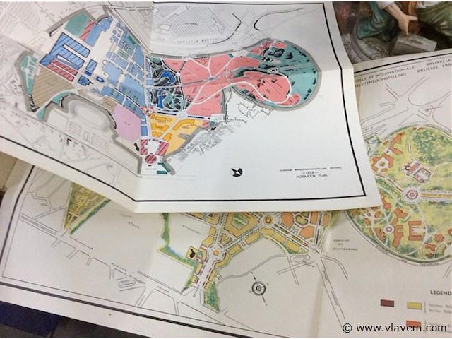 Expo comm géneral met kaarten - afbeelding 3 van  3