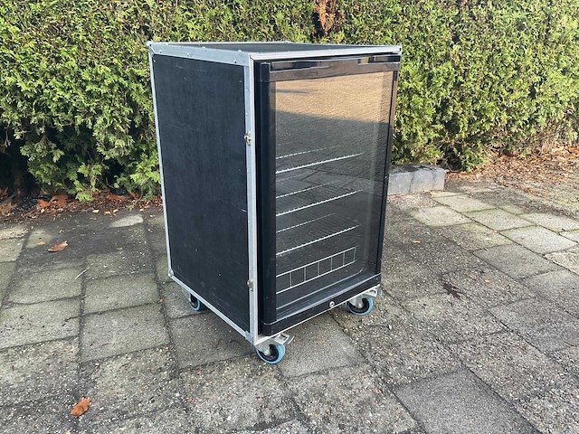 Exquisit glasdeurkoeling in flightcase - afbeelding 1 van  9