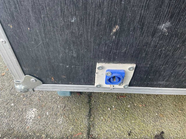 Exquisit glasdeurkoeling in flightcase - afbeelding 8 van  9