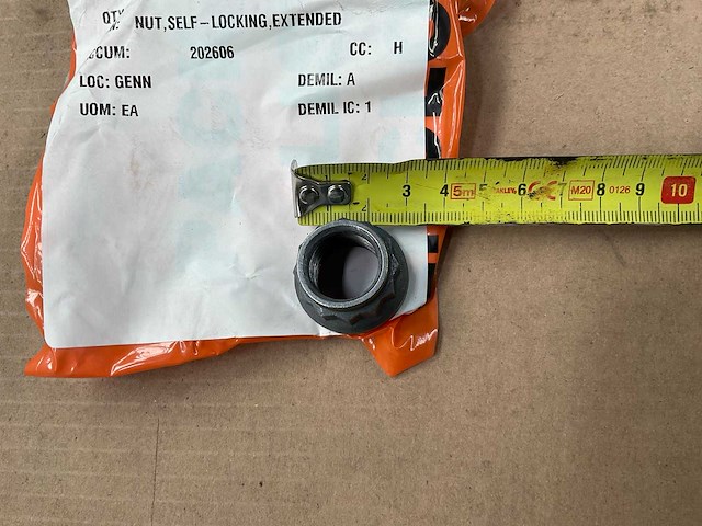 Extended self-locking nut (11x) - afbeelding 3 van  4
