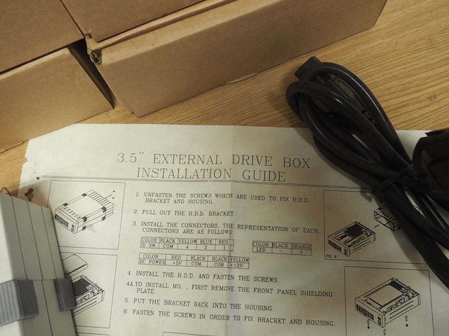 External 3.5 harddrive box (7x) - afbeelding 3 van  6