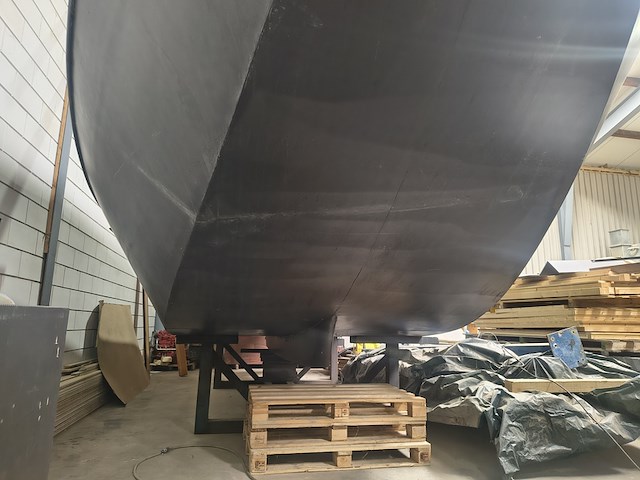 ( externe locatie lemmer ) zeeschouw 9.60 meter casco met diverse toebehoren, zeeschouw, 960, zwart - afbeelding 5 van  60