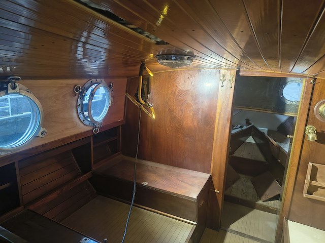 ( externe locatie lemmer ) zeeschouw 9.60 meter casco met diverse toebehoren, zeeschouw, 960, zwart - afbeelding 40 van  60