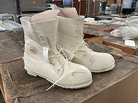 Extreme cold weather bunny boot (20x) - afbeelding 1 van  2