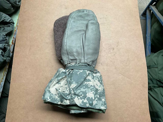 Extreme cold weather mitten set - afbeelding 1 van  3