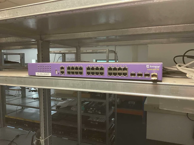 Extreme networks x435-24t-4s 19" switch - afbeelding 1 van  1