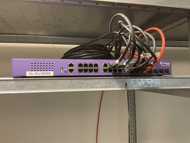 Extreme networks x435-24t-4s 19" switch - afbeelding 1 van  1