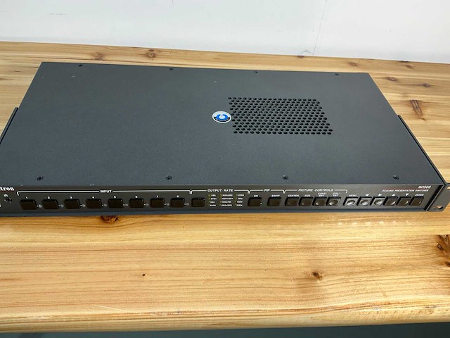 Extron in 1508 video mixer - afbeelding 3 van  4