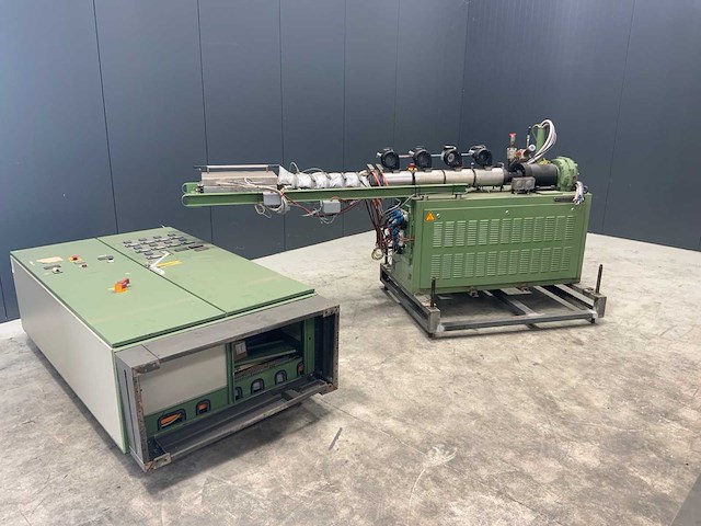 Extruder plastic kunststof - afbeelding 1 van  7
