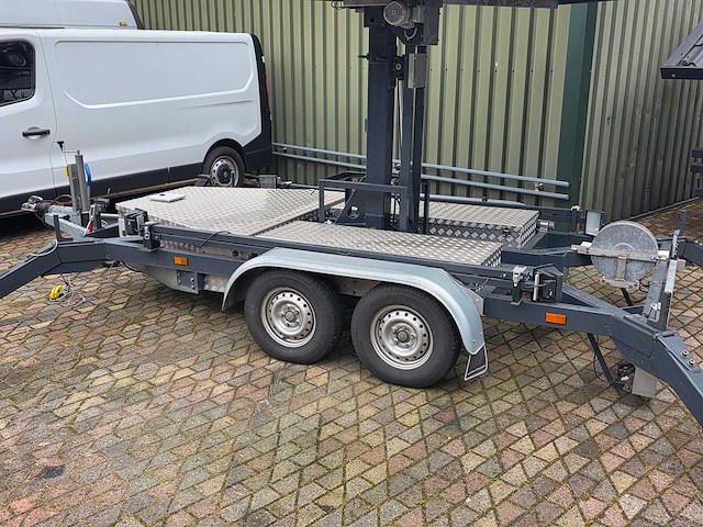 Eye catcher - 2013 - mobiel 1500 - aanhangwagen - auto tentoonstellen - - afbeelding 18 van  22