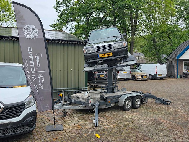 Eye catcher - 2013 - mobiel 1500 - aanhangwagen - auto tentoonstellen - - afbeelding 19 van  22