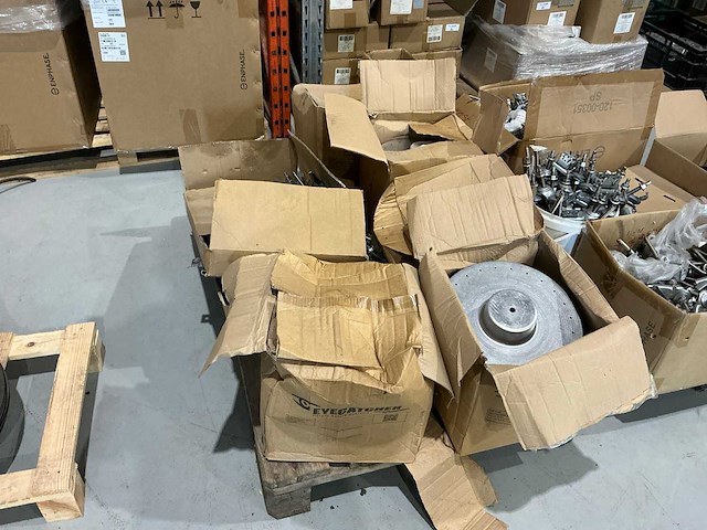 Eyecatcher dakrandbeveiliging onderdeel (5x) - afbeelding 1 van  4