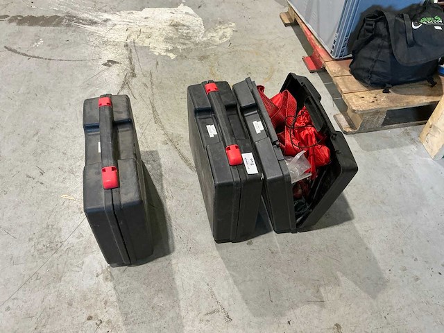 Eyecatcher valbeveiliging in koffer (3x) - afbeelding 1 van  5